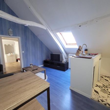 Logement 2 Pieces Au Relais Normand Cormeilles  エクステリア 写真